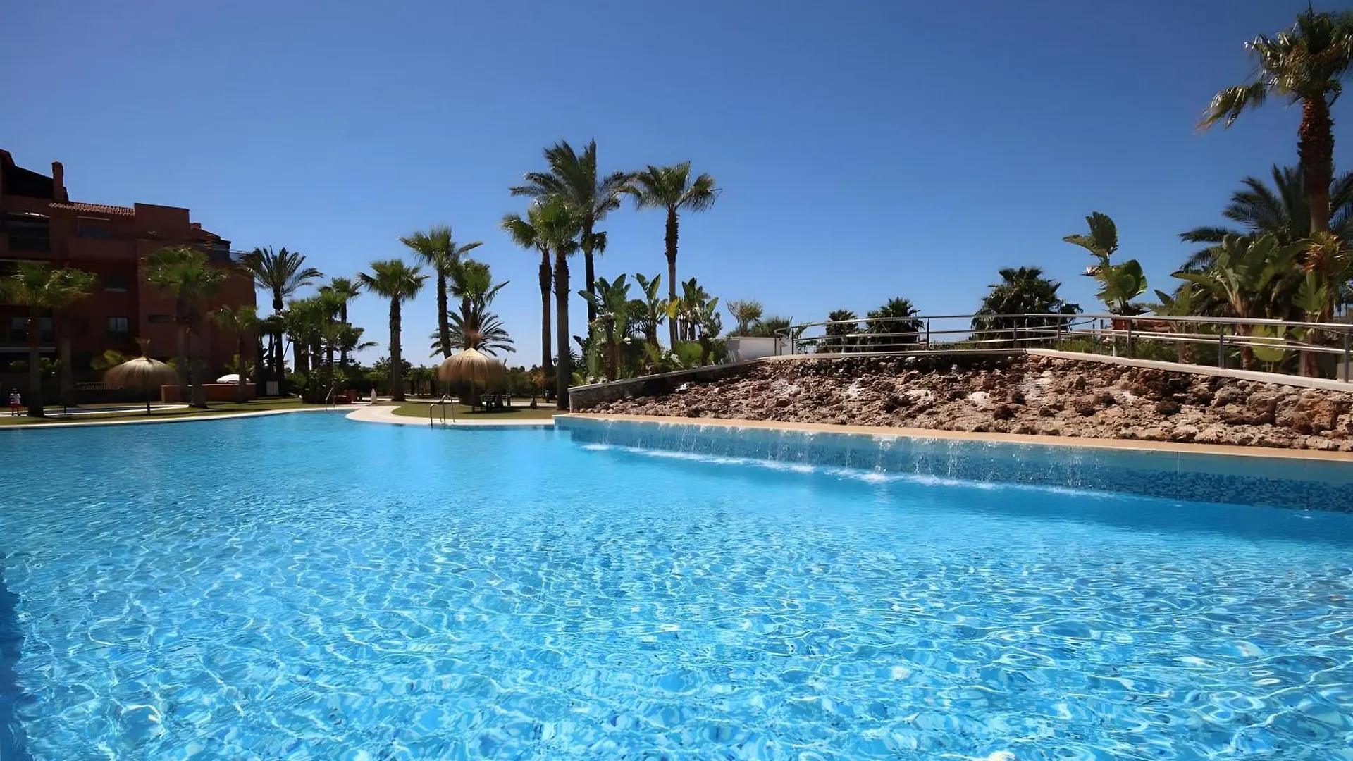 Paraiso Tropical Motril 0*,